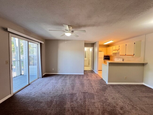Photo - Great 1/1 condo at Metrowest.