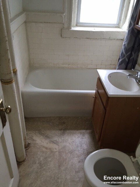 Photo - 1167 Boylston St Unidad 11