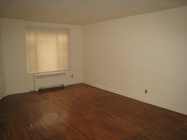 Photo - 530 Castleton Ave Unit 524