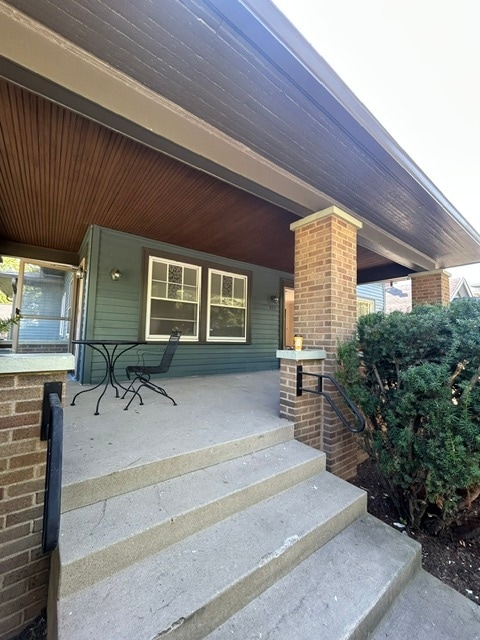 Photo - 811 N Dequincy St