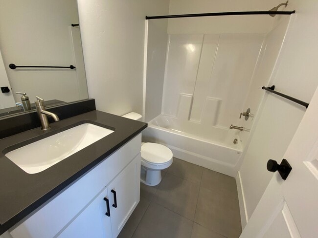 Photo - Beautiful Newer Rockwell Ranch Townhome (End Unit)
