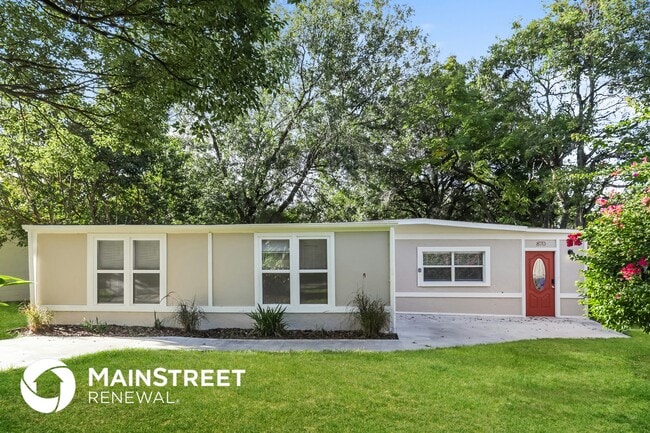 Building Photo - 870 Susan Dr