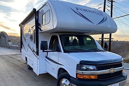 Building Photo - 22848 Cantara St Unit Tabitha