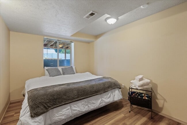 Photo - 9308 North Mountain Lane