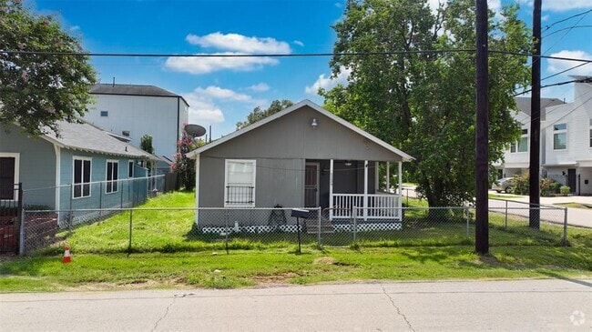 Building Photo - 5239 Kiam St Rental