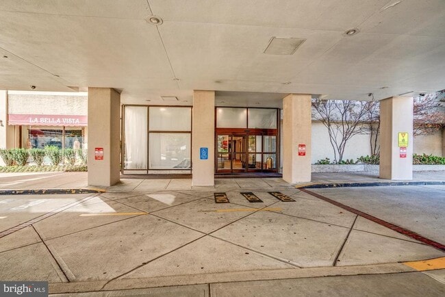 Photo - 4515 Willard Ave Unit 719S