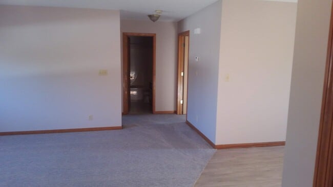 Photo - 601 Thomas Dr Unidad 605