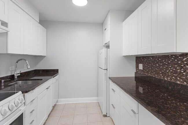 Photo - 7710 N Sheridan Rd Unit 101