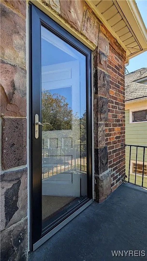 Photo - 95 Rand Ave Unit Upper