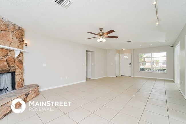 Photo - 1507 Providence Cir