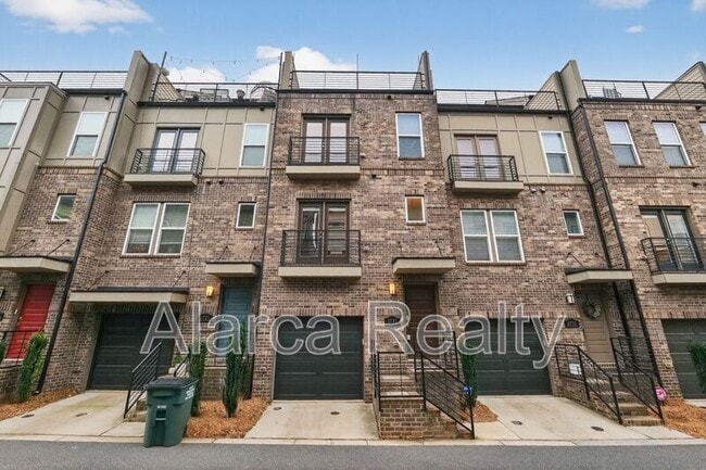 Photo - 2727 Grand Union Way