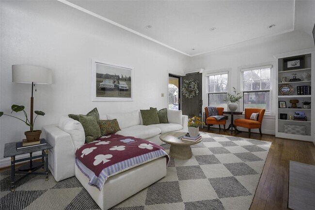 Photo - 717 NW 42nd St