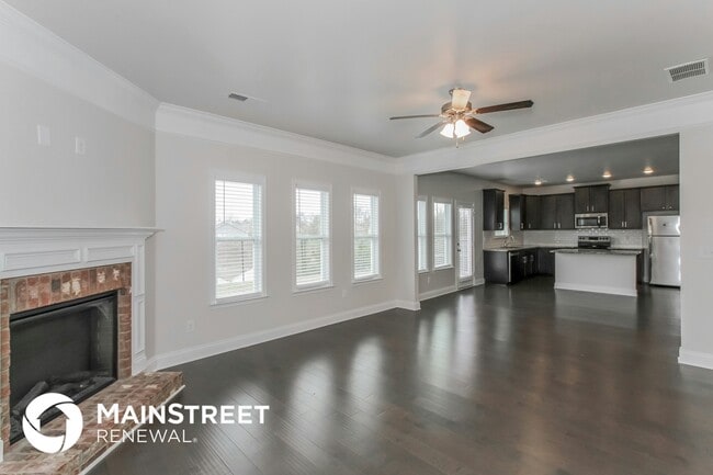 Photo - 253 Union Station Dr