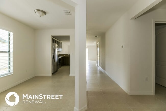 Photo - 8549 Silverbell Loop