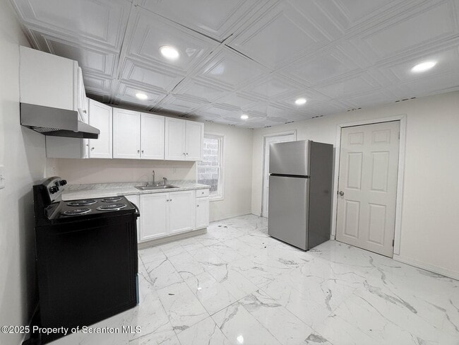 Photo - 210-212 Center Ave