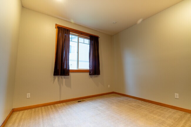 Photo - 100 Rebeccas Way