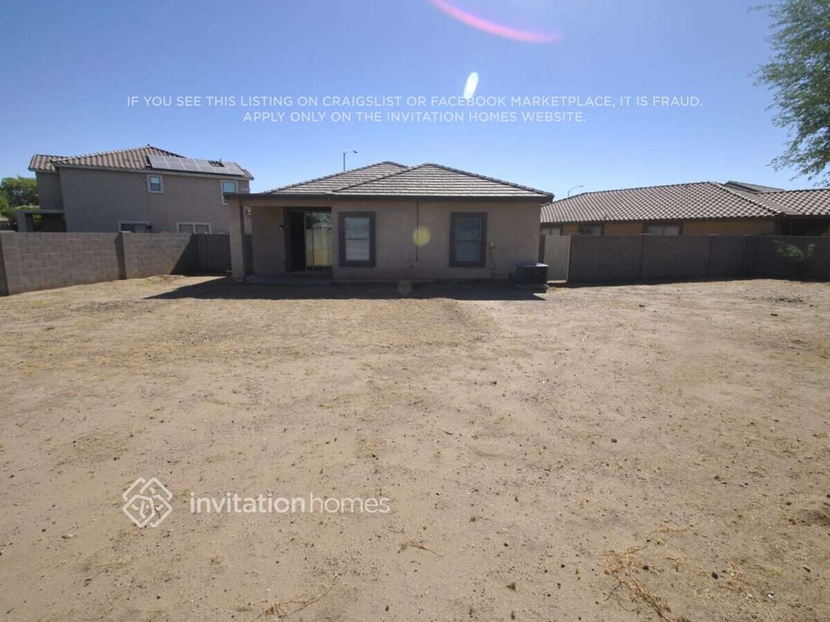 Photo - 300 S 9th St