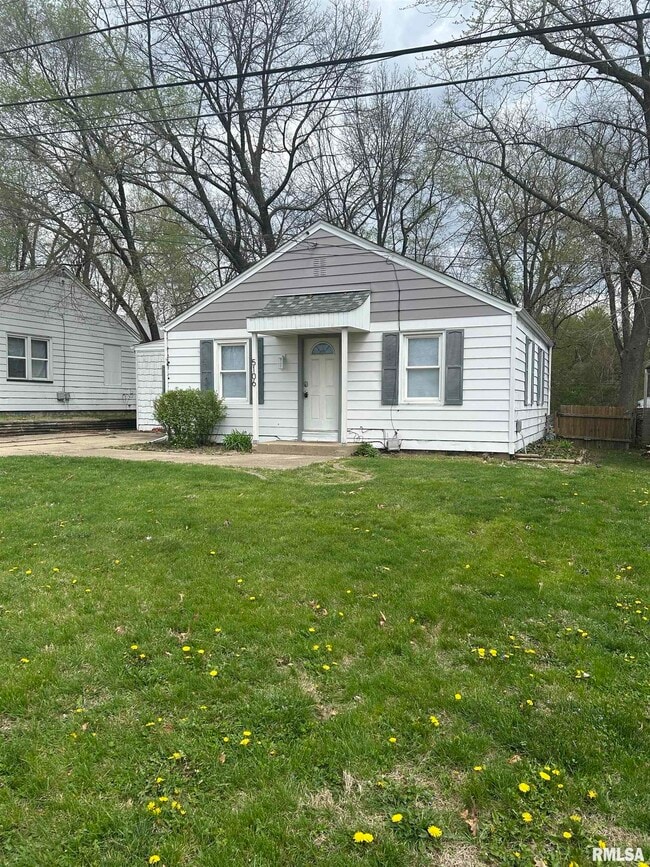 Building Photo - 5106 N Glen Elm Dr