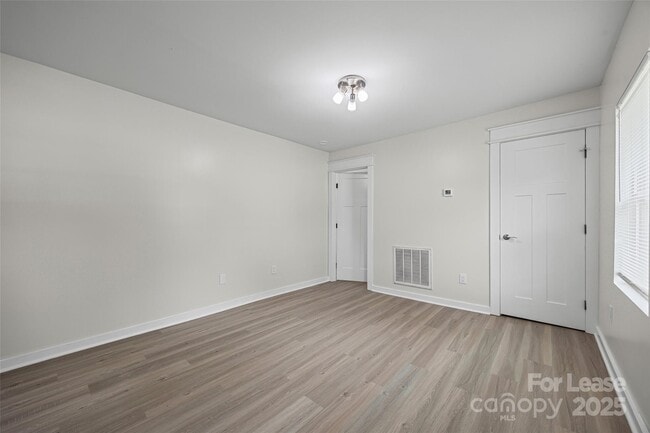 Photo - 1204 Bel Aire Ave Unit B