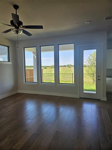 Photo - 221 Chestnut St