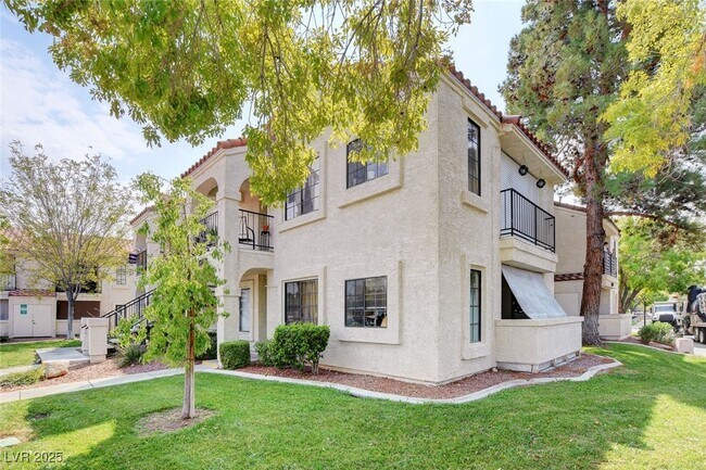 Photo - 4700 Nara Vista Way Unit 101