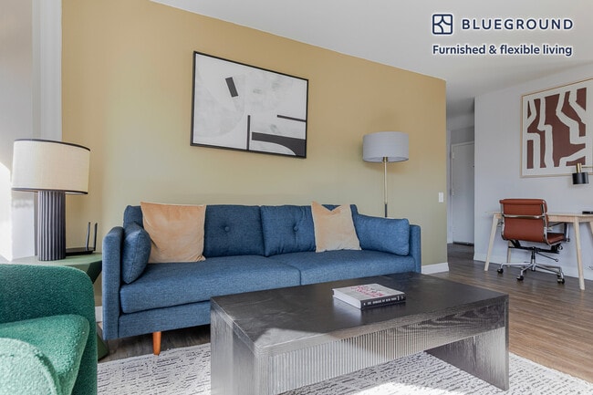 Photo - 8 W Chestnut St Unit FL18-ID1301