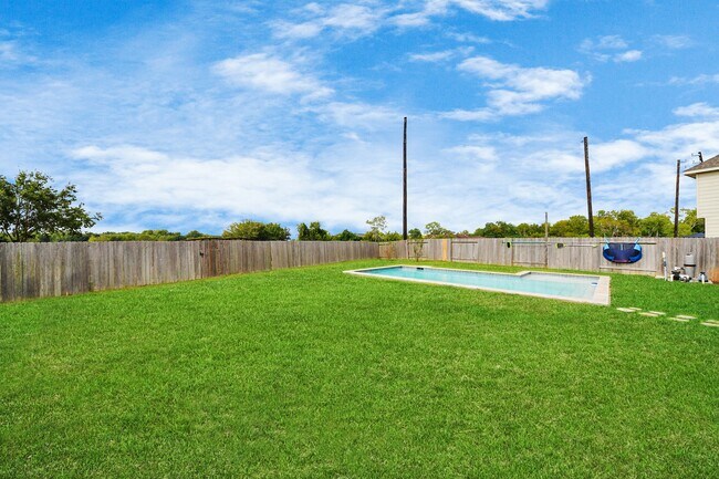 Photo - 2931 Palm Oaks Trail