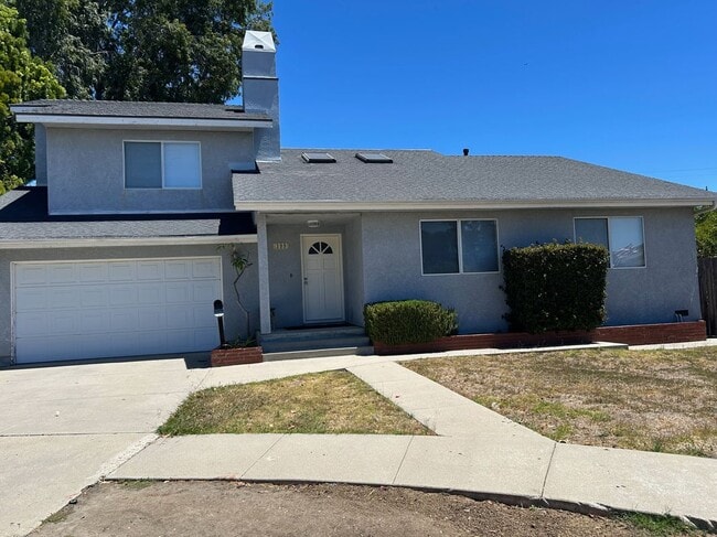 Building Photo - 399 Jaycee Dr
