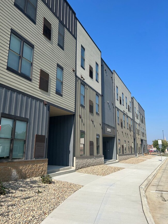 Block 100 Apartments