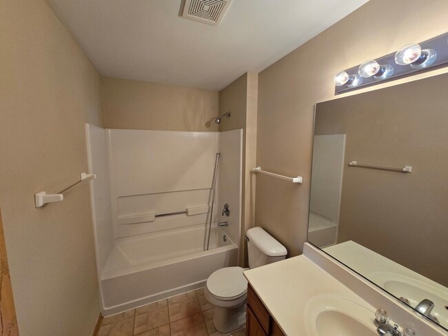 Photo - 1531 Silverstone Dr Unit 1531