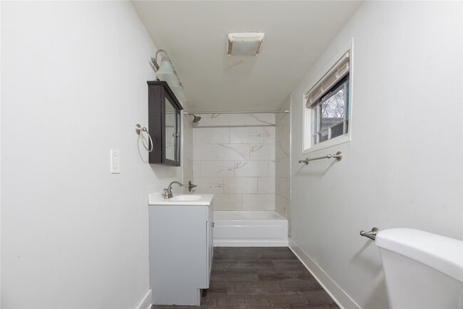 Photo - 144 Adams St