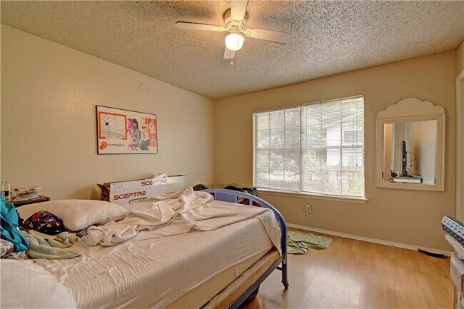 Photo - 2011 Kirksey Dr