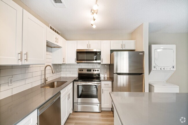Building Photo - Tides on Oakland Hills Rental