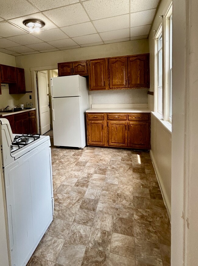 Photo - 110 Hawthorne Ave Unit 2