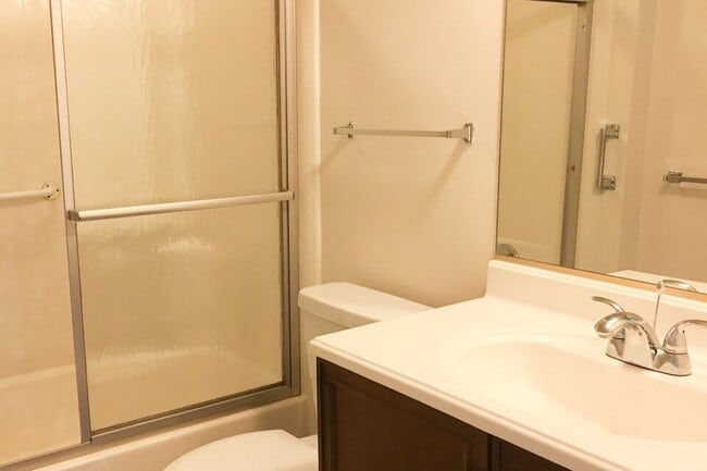 Typical Bath with Tub/shower - Williamstown Apartments
