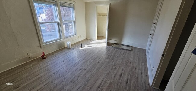 Photo - 508 St Clair St Unit A