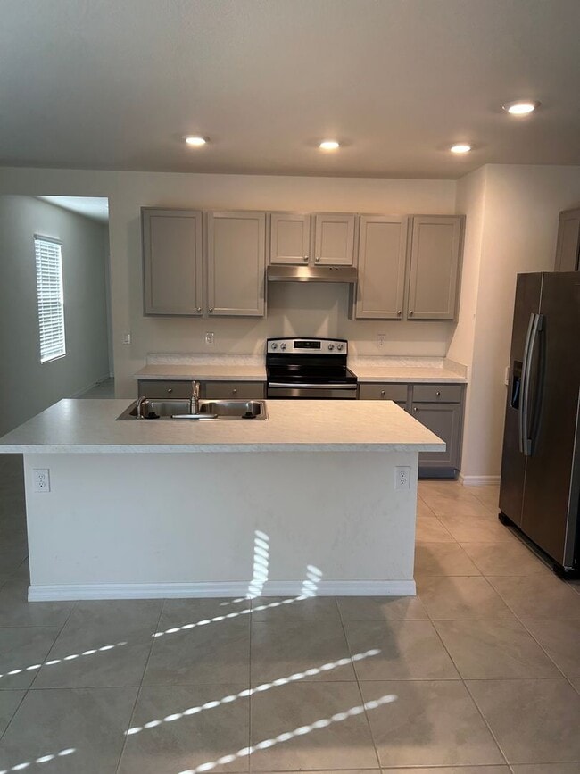 Photo - Woodbridge Lakes (New Community)