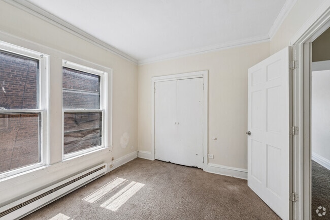 2BR, 1BA - 680SF - Second Bedroom