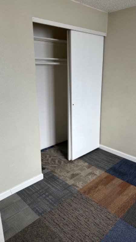 Photo - 639 10th Ave