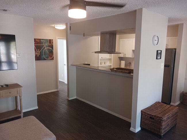 Photo - Maple Arms Apartments