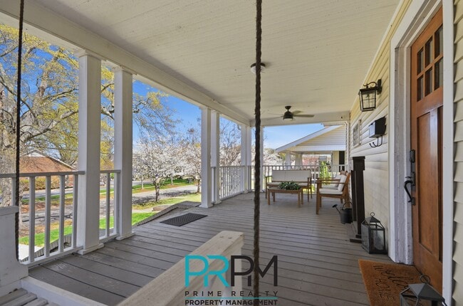 Photo - 24 Tindal Ave