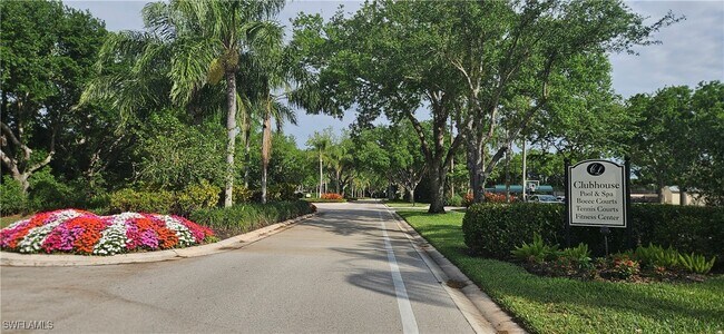 Photo - 5435 Worthington Ln Unit 201