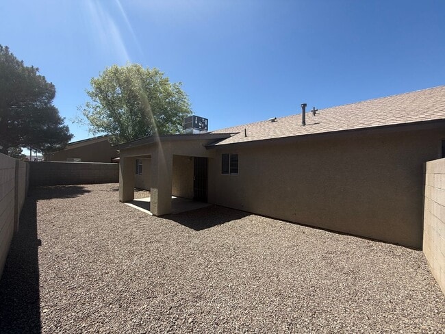 Photo - 3 Bedroom 2 Bathroom Home