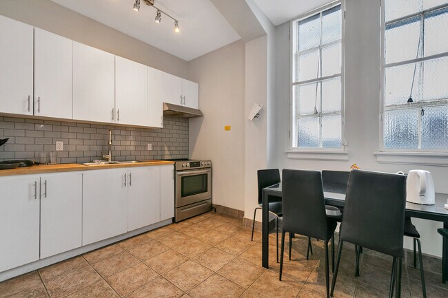 Photo - Private Room for Rent! Unit 37