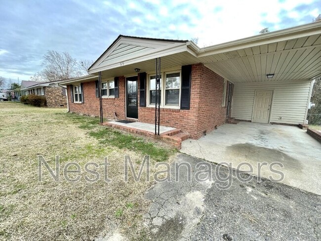 Photo - 575 Braxton Blvd