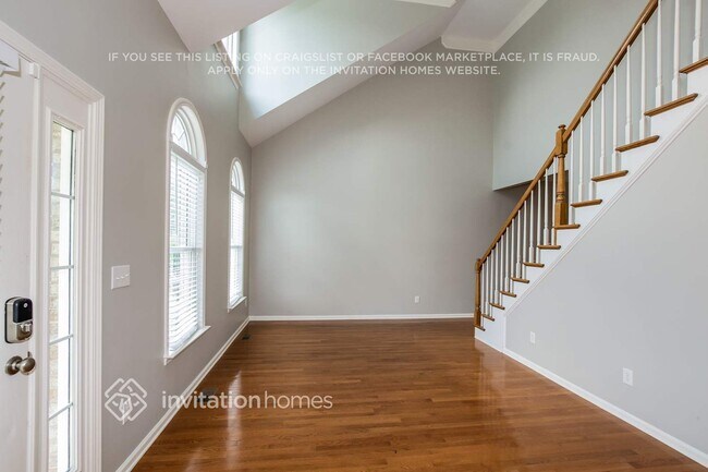 Photo - 17136 Knoxwood Dr