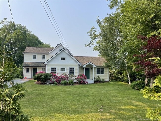 Photo - 90 Boston Post Rd House