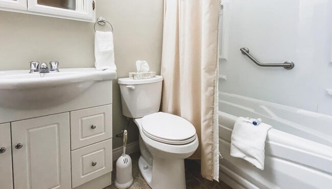 Photo - Rutledge Manor