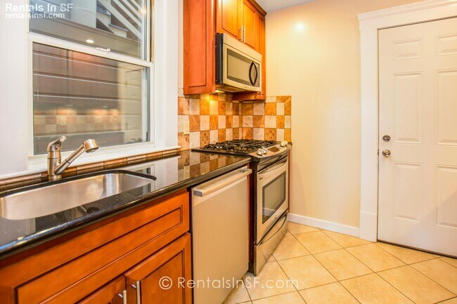 Photo - 1155 Hayes St Unit 1