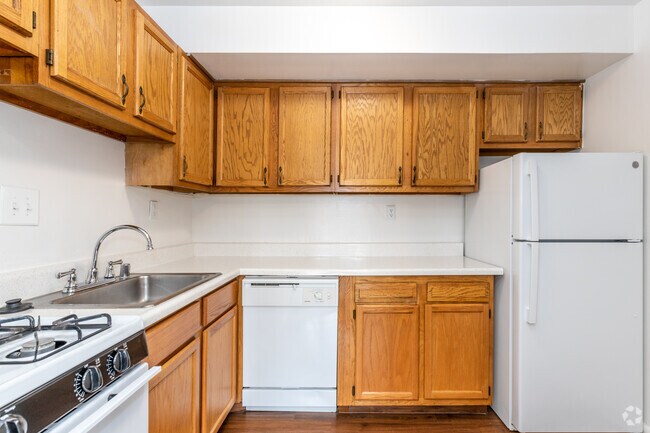 2BR, 1.5BA - 945SF